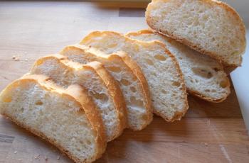 Pane bianco morbido